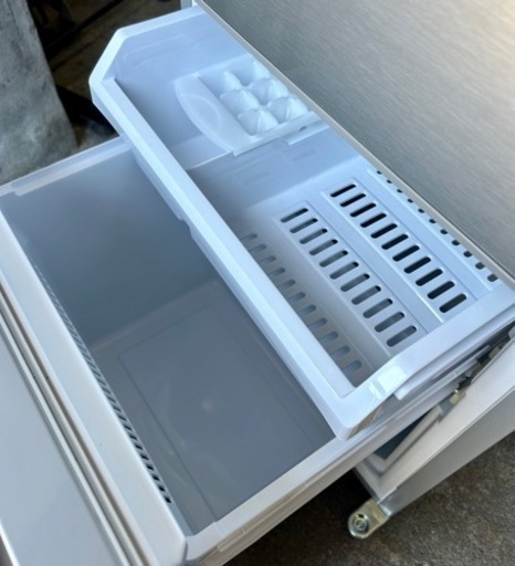 札幌市内配送無料 21年製 AQUA アクア 126L 2ドア冷凍冷蔵庫 AQR-13K(S) 右開き
