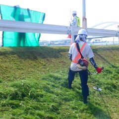 仕事で自然に触れ合える！草むしり、草刈のアルバイト！の画像