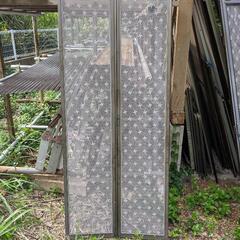 勝手口用おりたたみ網戸