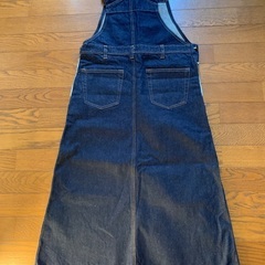 デニムスカートの画像