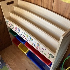 子ども絵本棚おもちゃ箱