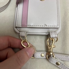 LANVINケータイケースiPhone13Proの画像