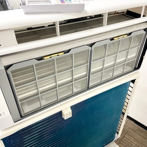 極美品‼️主に14畳用 22年製 HITACHIルームエアコンRAS-JT40M2E1(W