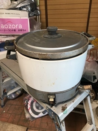 炊飯器プロパン業務用機器　パロマ3升炊RR-6AS