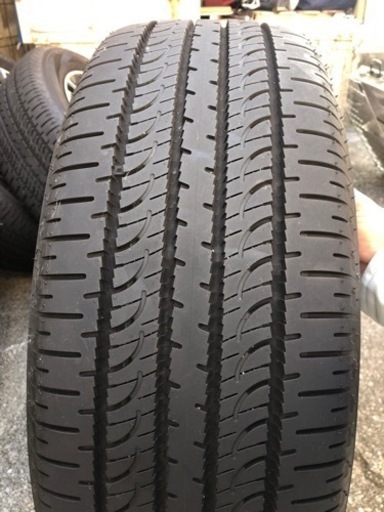 新型デリカd5 アーバンギア純正ホイールタイヤナット付き、225/18r5.5
