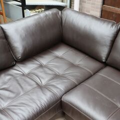Leatherworld(レザーワールド)のLXコレクション 総本革カウチソファー。スタイリッシュでスッキリとしたデザインありながらゆったりとしたシートのモダンなレザーコーナーソファーです♪DE342の画像