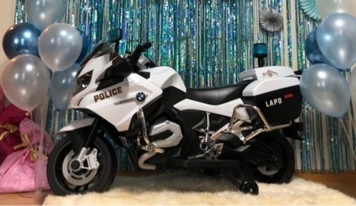 電動バイク 警察服付き