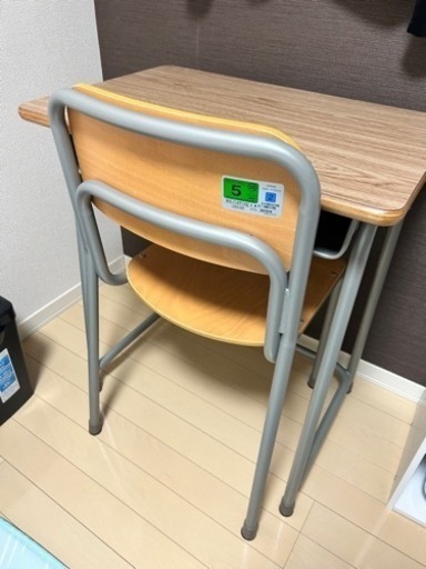 ほぼ新品 学校机・椅子セット 2号サイズ(身長159〜172cm目安)