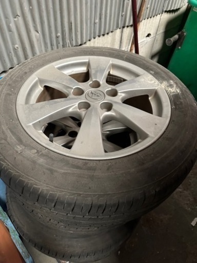 トヨタ純正ホイール17インチ