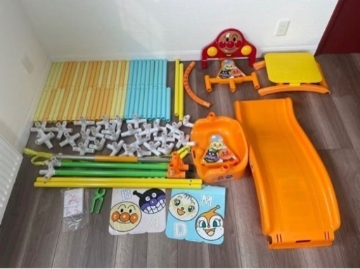 美品　アンパンマンブランコパークDX