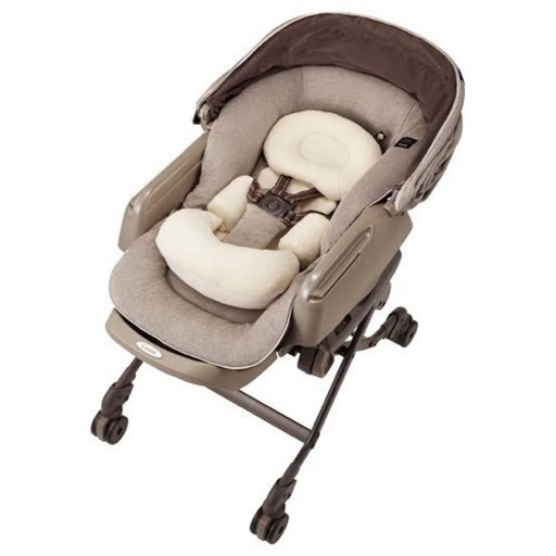 【ネムリラ】コンビのフード付き電動ハイローチェア（再度お値下げしました）