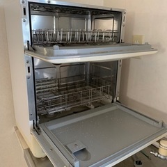 TOTO食洗機　キッチンカウンターに置くタイプの画像