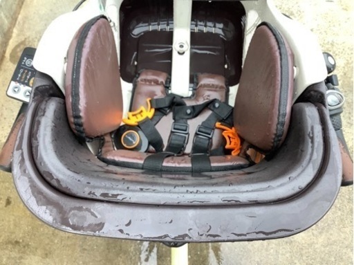 71 パナソニック新機種電動自転車gyutto mini20インチクリーム色ボディー