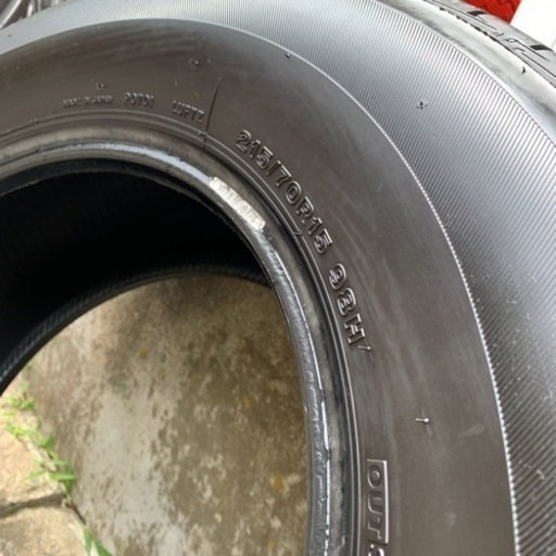 ブリヂストン 215/70R15 LUFT RV 4本セット