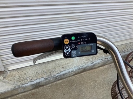 76 パナソニック新機種電動アシスト自転車viviSTYLE26インチ　ピンクボディー