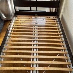 【譲ります】ダブルベッド　IKEAベッドフレーム