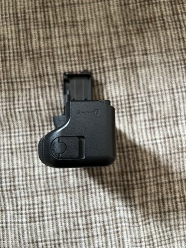 α7 バッテリーグリップ　VG-C4EM NP FZ100 ２本付き　