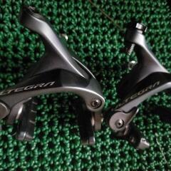 ULTEGLA R8000 前後ブレーキ