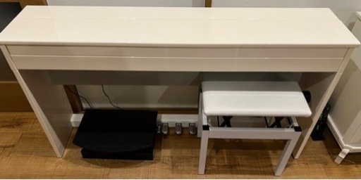 電子ピアノ(白) ★お値下げしました‼︎ (お取引中)