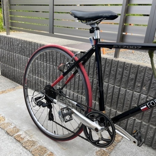 クロスバイク（ 700x28C ）700Cシマノ SHIMANO 7段変速付き　使用感有り