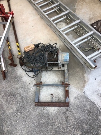 取引完了ユニパー　荷揚げ機(値段交渉あり)屋根工事に