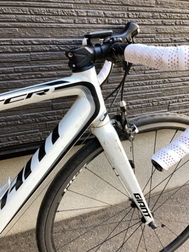 お話し中　GIANT TCRO 2×11 ロードバイク2015年モデル