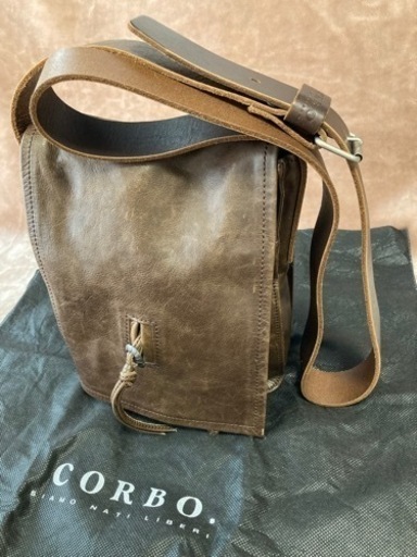 最終値下げセール！希少デザイン　CORBOコルボ　ショルダーバッグ　メンズ