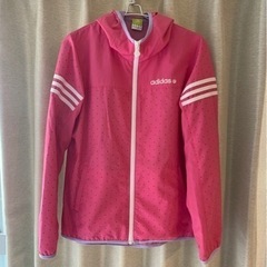 アディダス　ウィンドブレーカー