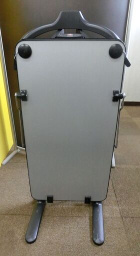 ◆お引取り限定/三重県/値引不可(値引きコメント返信不可)◆ 中古 東芝ズボンプレッサー HIP-T35 2015年製