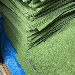 1枚500円越えのタイルカーペットが一枚150円！50枚から値引きします！の画像