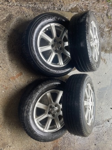 社外アルミ　山あります