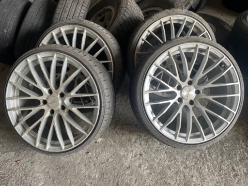 売却済み⭐︎20インチアルミホイール