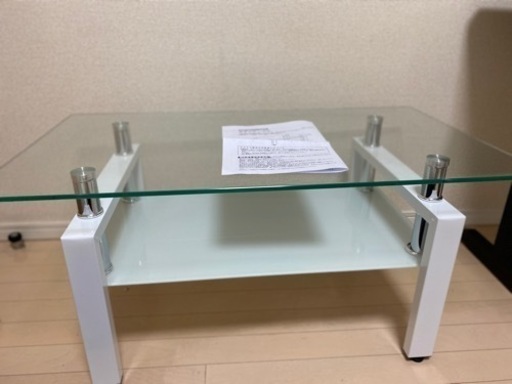 ガラステーブル