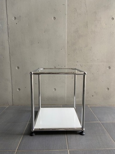 USM ハラー　サイドテーブル