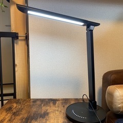 デスク用ライト　ブラックの画像