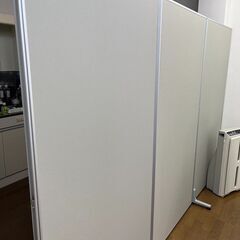 ほぼ新品パーテーションあげます