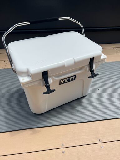 その他 YETI Roadie 20