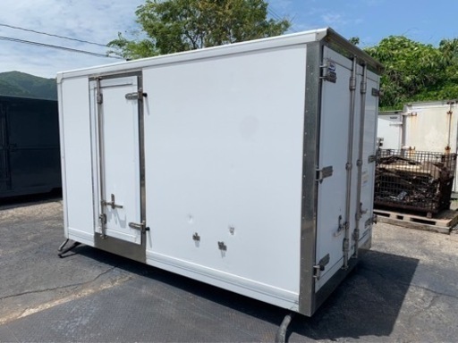 No.775 保冷バン 2ｔ 車  アルミ 箱 バイク 倉庫 トラック コンテナ 米 保管庫 物置 DIY