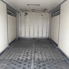 No.777 保冷バン 2ｔ 車  アルミ 箱 バイク 倉庫 トラック コンテナ 米 保管庫 物置 DIYの画像