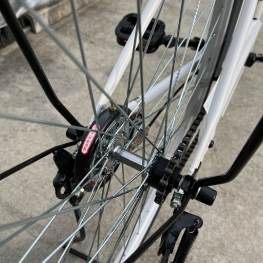 新品同様 シティサイクル ママチャリ 自転車 26インチ 白2024年5月まで1年保証付き
