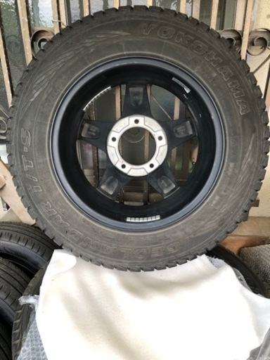 ジムニータイヤホイールです??