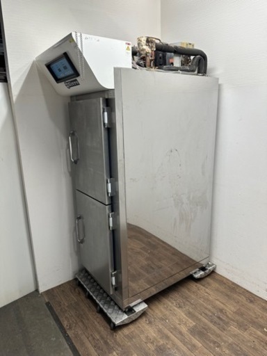 コトブキベーキングマシン　業務用　フリーザー　冷凍庫　ベーカリー　ケーキ　製菓　KTF-18N