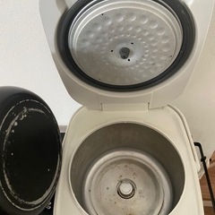 2020年製　アイリスオーヤマ　炊飯器の画像
