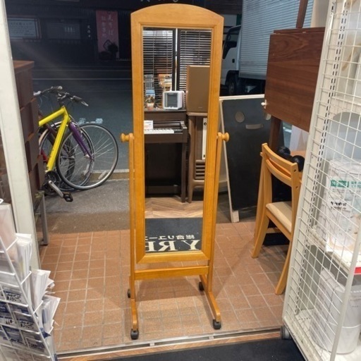 売約済み【BY REUSE 霧島国分新町店 出張買取•見積完全無料¥0】  キャスター付木製スタンドミラー