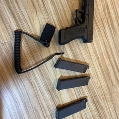 [東京マルイ]電動ガンM4 SOPMOD＋グロッグ17の画像