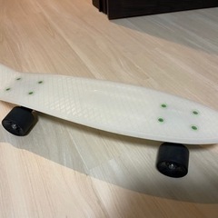 Penny glow in the dark ペニー