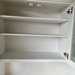 食器棚ホワイトの画像