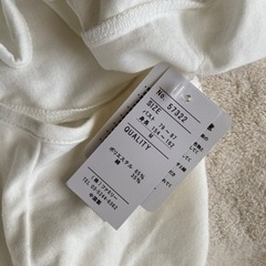 新品　半袖Tシャツ　カットソー　Mサイズ　レディースの画像