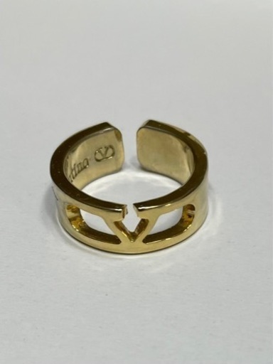 ヴァレンティノ　指輪