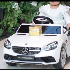 ラジコンカー　メルセデス ベンツの画像